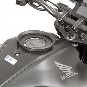 Tanktaschen Zubehör Givi Flansch Tanklock Tankrucksack BF41 Honda CB125R/CB300R (18-22) Tanktaschen Zubehör Givi Flansch Tanklock Tankrucksack BF41 Honda CB125R/CB300R (18-22)