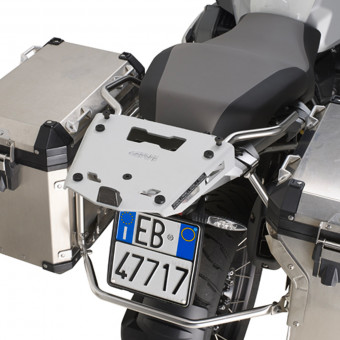 Topcase Befestigungskit Givi Träger Alu + Platte Monokey (SRA5112) Topcase Befestigungskit Givi Träger Alu + Platte Monokey (SRA5112)
