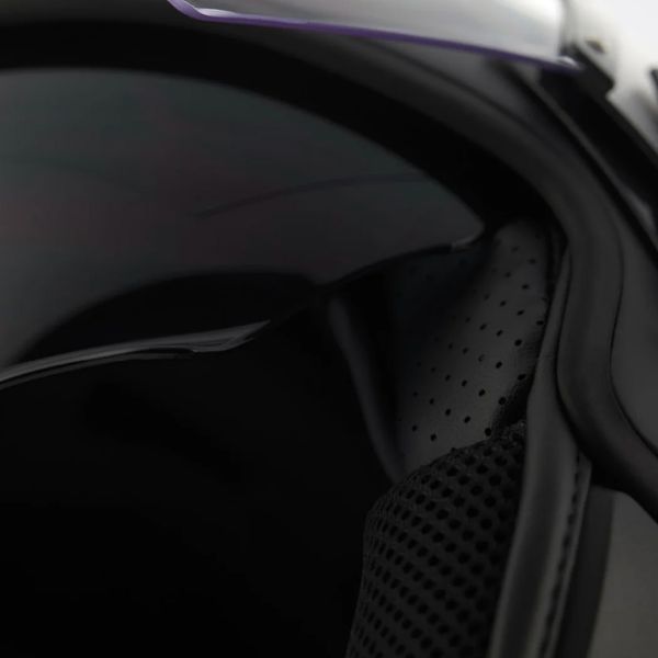 Blauer Bet Monochrome Matt Black