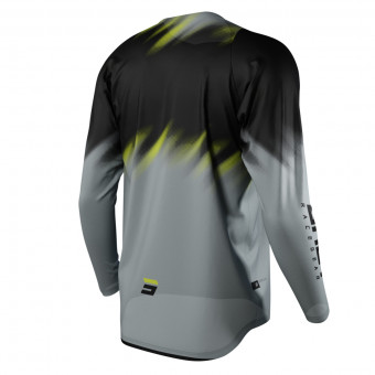 SHOT Devo Versus Grey Kid