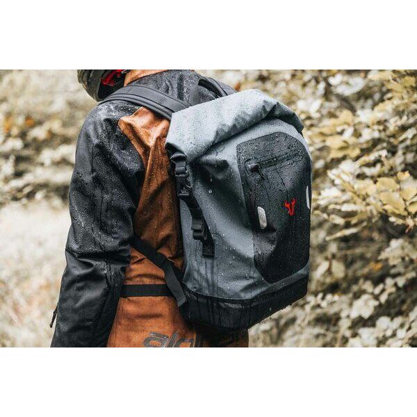 Motorrad-Rucksack SW-MOTECH Wasserdichter Rucksack Drybag 300 30 L Grau und Schwarz Motorrad-Rucksack SW-MOTECH Wasserdichter Rucksack Drybag 300 30 L Grau und Schwarz