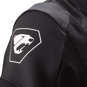 Bering Khilmore Schwarz