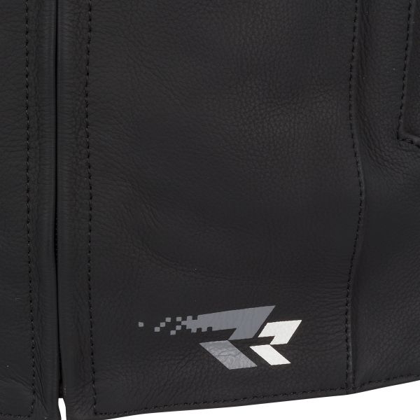 Bering Snap Black White