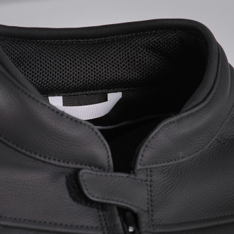 Ixon Ceros Black White