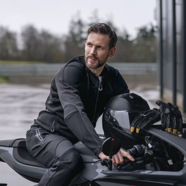 Knox Armoured Urbane Pro Move Schwarz