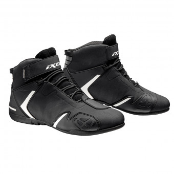 Motorrad Sportschuhe Ixon Gambler WP Black White Motorrad Sportschuhe Ixon Gambler WP Black White