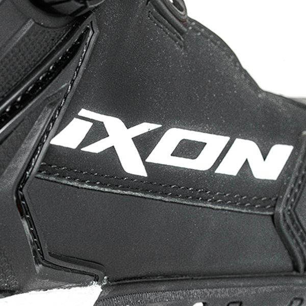 Ixon Bull 2 WP Black