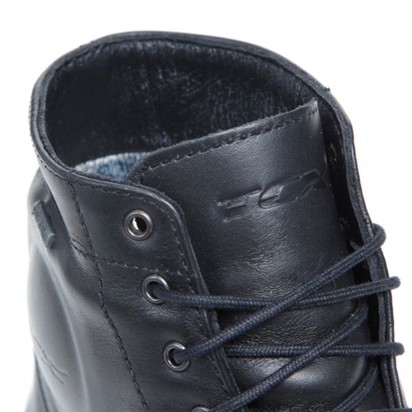 Motorradschuhe TCX Metropolitan Gore-Tex Black zum Bestpreis | iCasque.de
