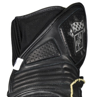 Five Daytona Schwarz