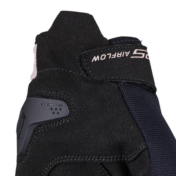 Five RS Airflow Sand