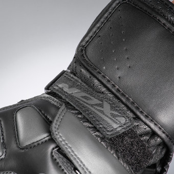 Ixon GP5 Air Black