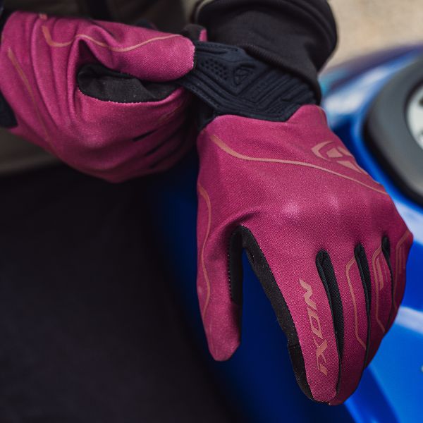 Ixon Pro Hurricane 2 Lady Burgundy