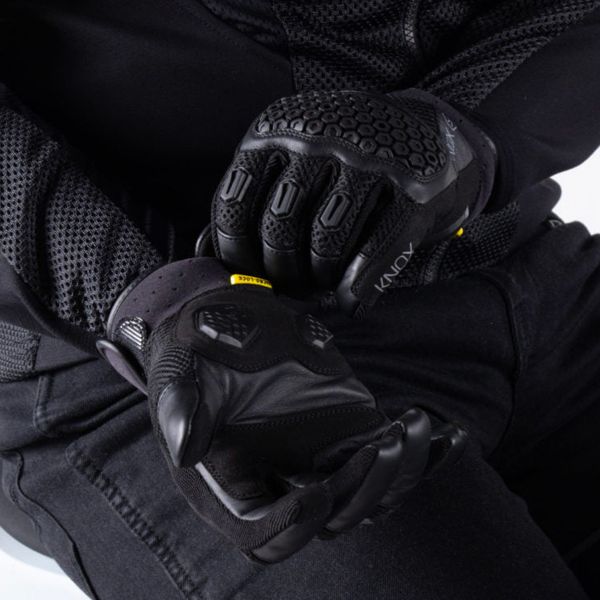 Knox Urbane Pro Glove Black