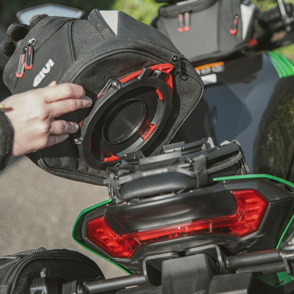 Givi Satteltasche Tanklock Easy 07 14L