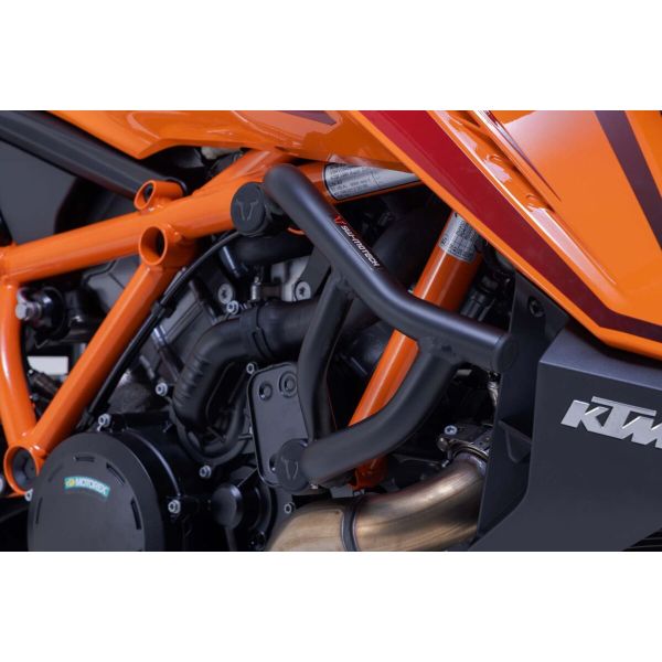 Sturzbgel & Sturzpads SW-MOTECH Crash Bar KTM Super Duke 1390 R ABS (24)